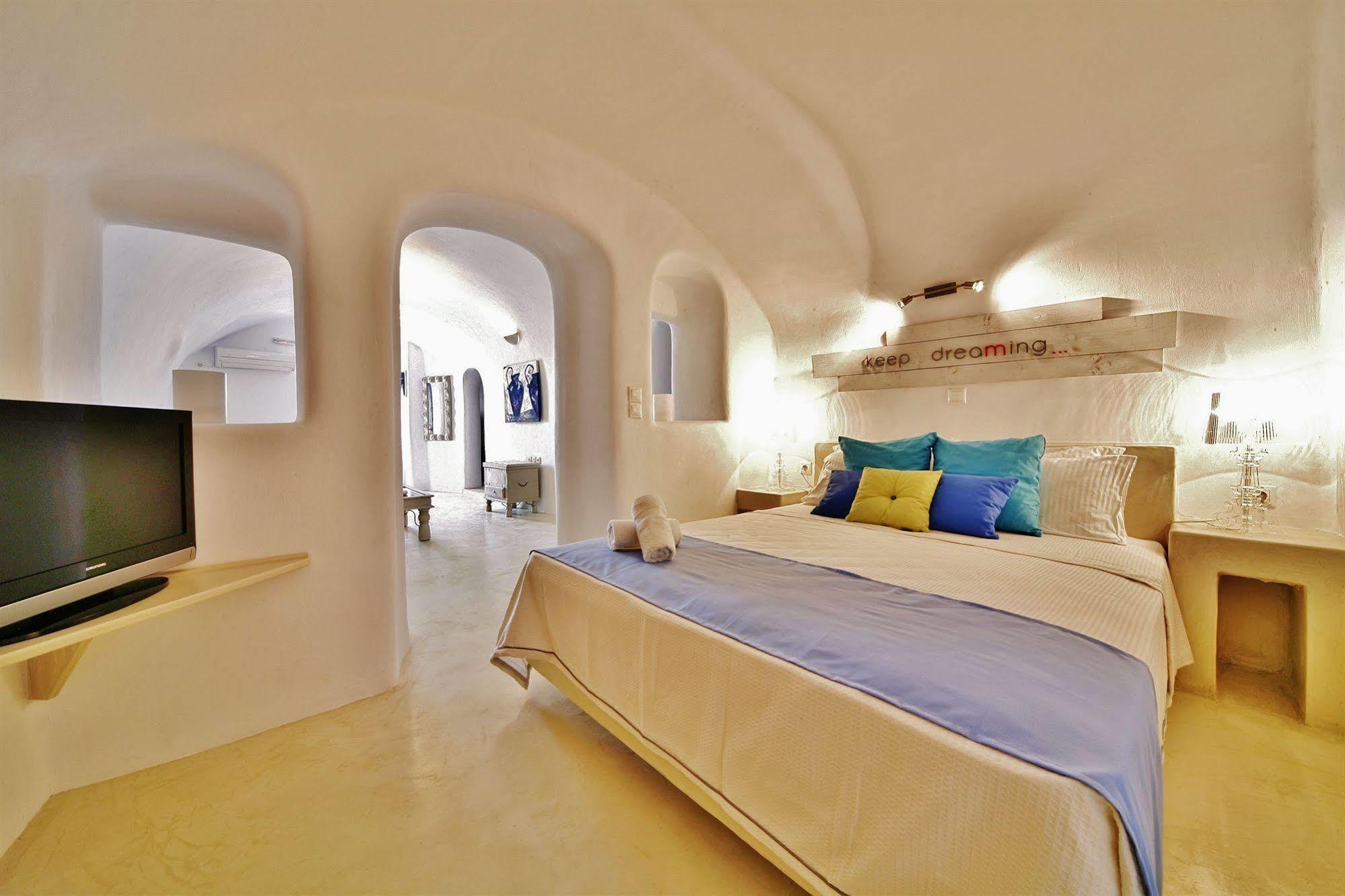 Chroma Suites Oia  Exterior foto
